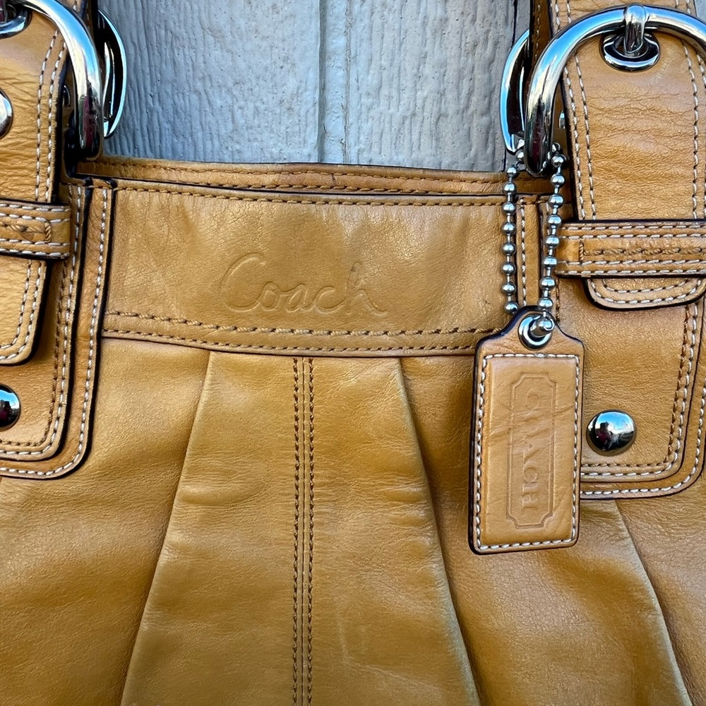 Coach Hampton Soho Leather Saffron Shoulder Tote Purse Bag - Picture 4 of 5